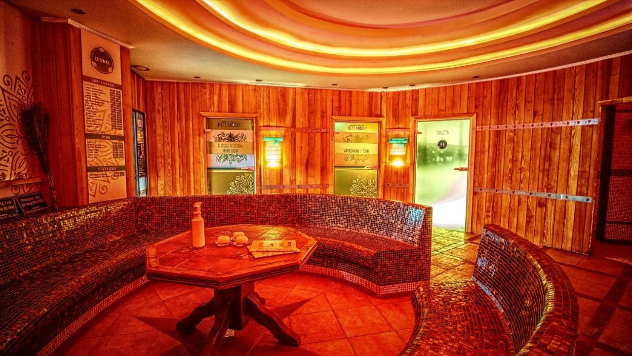 Hotel Senator Konferencje & Spa สตาราโควิเซอ ภายนอก รูปภาพ