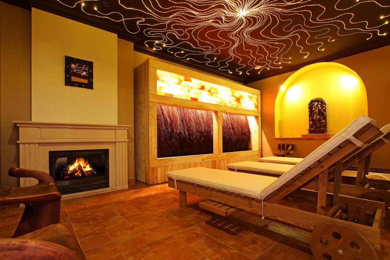 Hotel Senator Konferencje & Spa สตาราโควิเซอ ภายนอก รูปภาพ