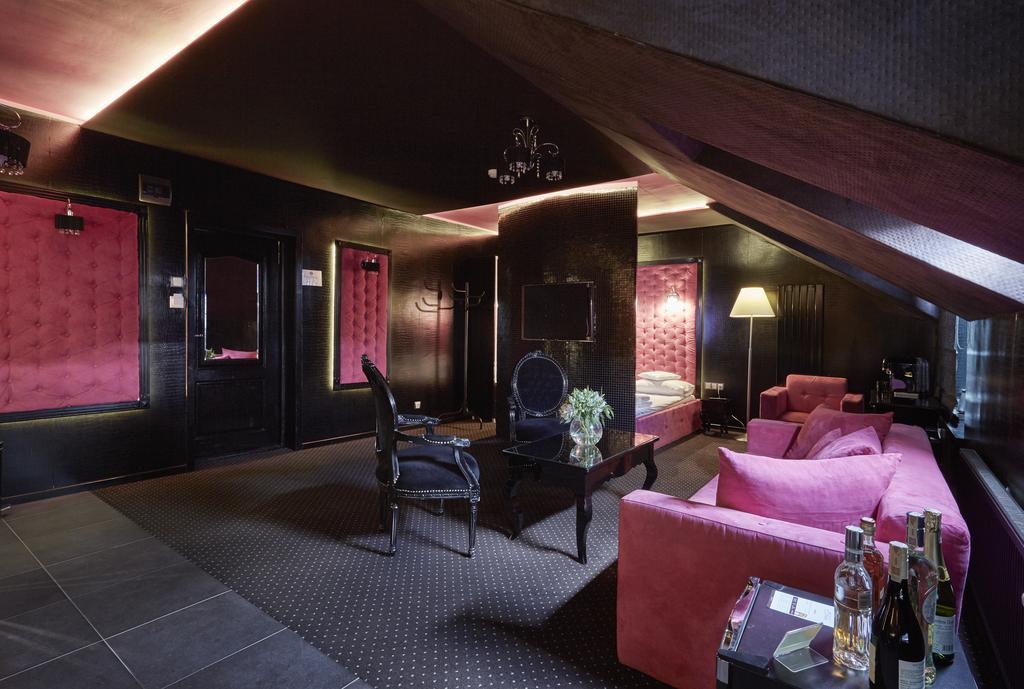 Hotel Senator Konferencje & Spa สตาราโควิเซอ ภายนอก รูปภาพ