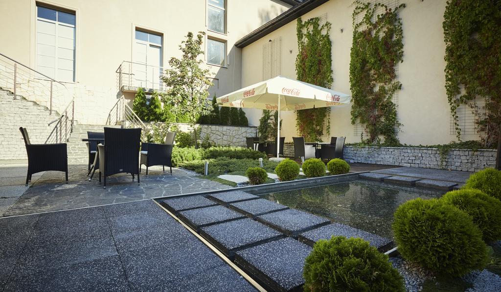 Hotel Senator Konferencje & Spa สตาราโควิเซอ ภายนอก รูปภาพ