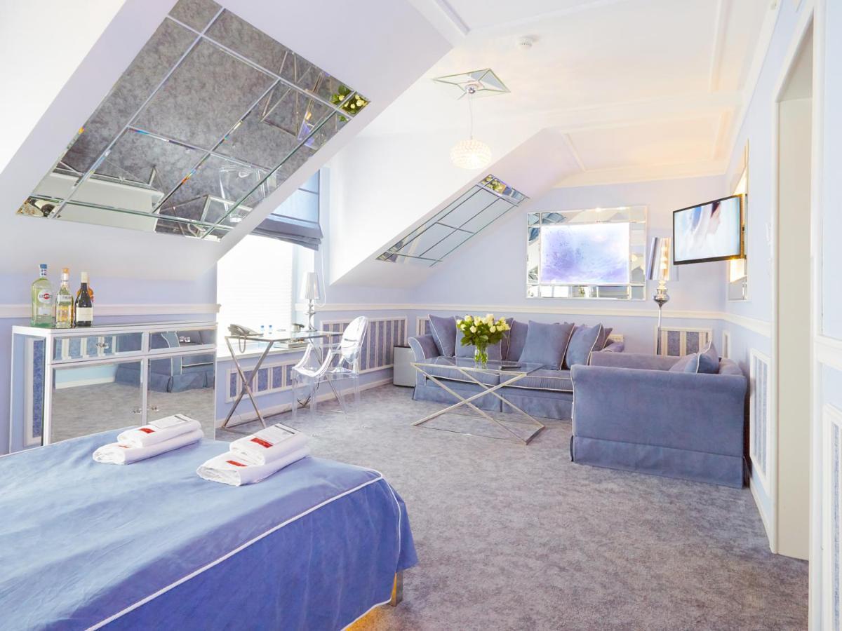 Hotel Senator Konferencje & Spa สตาราโควิเซอ ภายนอก รูปภาพ